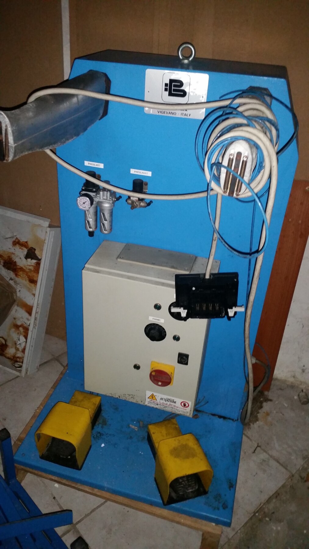 Brustia – repaseuză pentru cizme